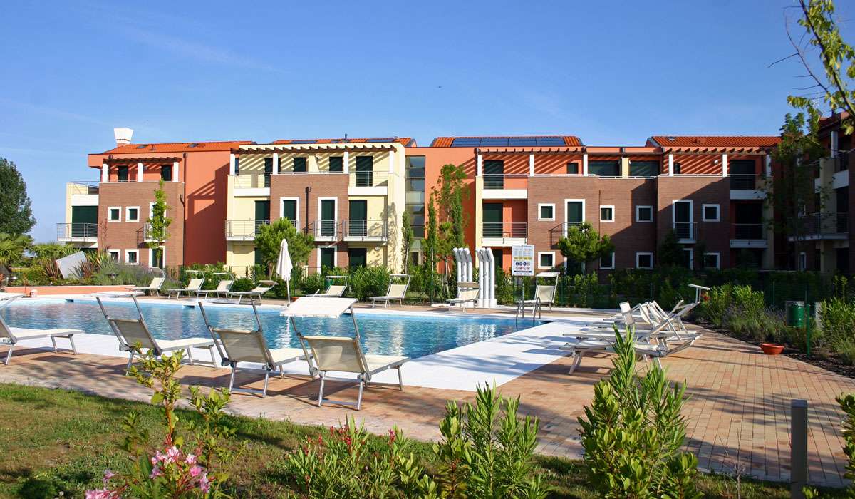 ParcoLaguna_prospetto_piscina_01