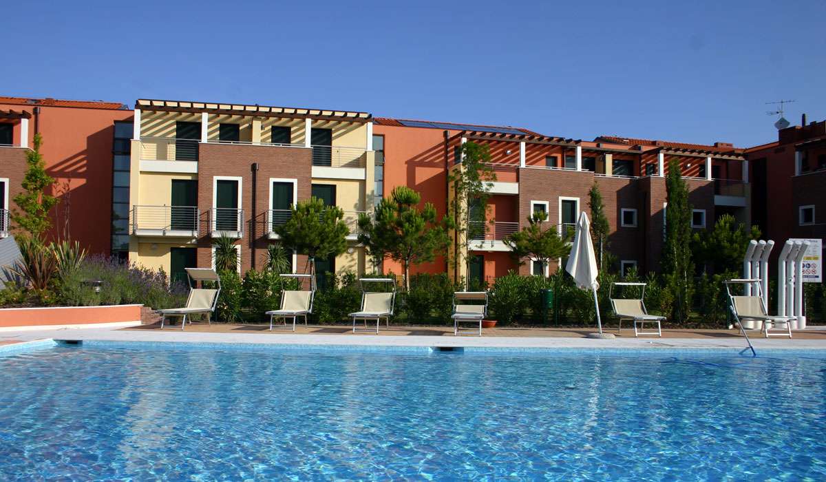 ParcoLaguna_prospetto_piscina_02